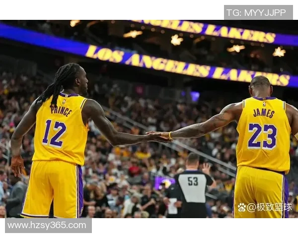 湖人客场挑战掘金主场全力争胜精彩对决即将上演 湖人客场挑战掘金主场全力争胜精彩对决即将上演